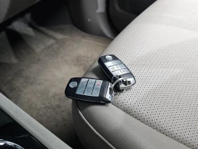 Kia Carnival 9-Seater Prestige, снимка 15