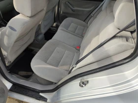 Обява за продажба на VW Golf 1.6 SR ~3 500 лв. - изображение 8