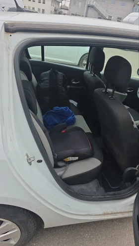 Renault Clio - 2500 € / 4889.57 лв. - 31972578 5