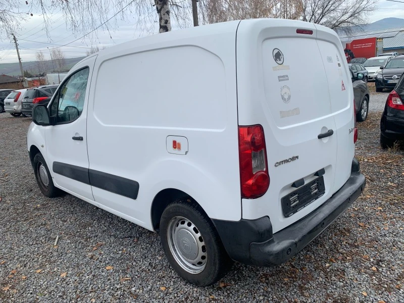 Citroen Berlingo 1.6hdi, снимка 3 - Автомобили и джипове - 46355339