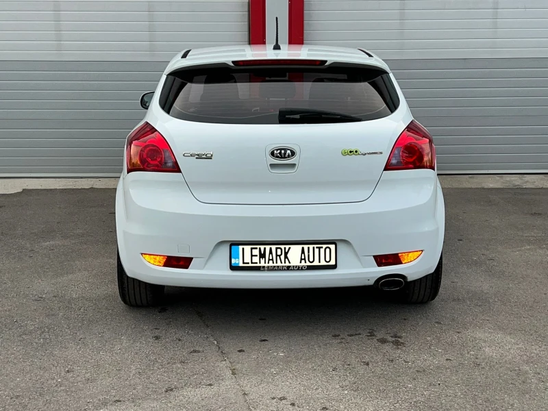 Kia Ceed 1.6CRDI ECO DYNAMIKS KLIMATIK 6-СКОРОСТИ ЛИЗИНГ!!!, снимка 10 - Автомобили и джипове - 47622643