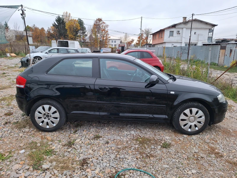 Audi A3 1.6 i, снимка 7 - Автомобили и джипове - 47838094