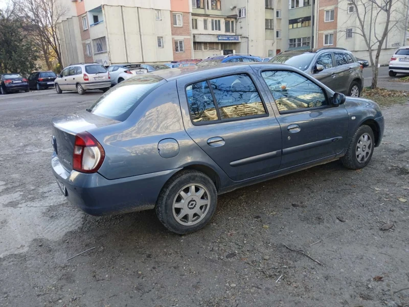 Renault Symbol 1.5 CDI, снимка 4 - Автомобили и джипове - 47941021