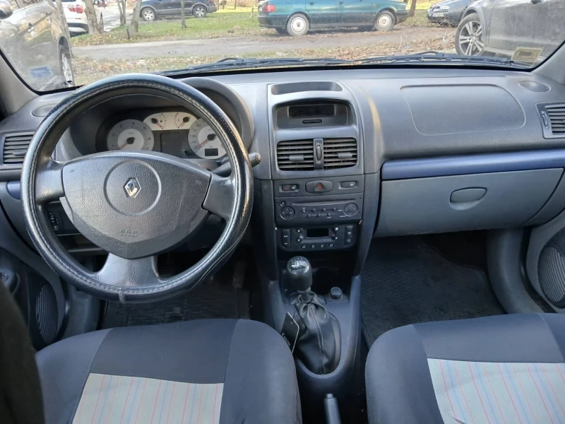 Renault Symbol 1.5 CDI, снимка 8 - Автомобили и джипове - 47941021