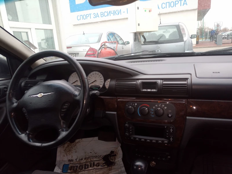 Chrysler Sebring, снимка 12 - Автомобили и джипове - 48199754