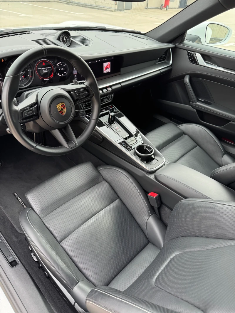 Porsche 911 Carrera 992 4S, снимка 10 - Автомобили и джипове - 52205160