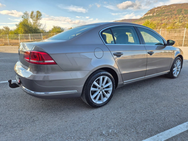 VW Passat 2.0TDI sedan, снимка 5 - Автомобили и джипове - 52163494