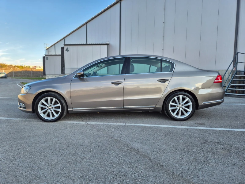VW Passat 2.0TDI sedan, снимка 9 - Автомобили и джипове - 52163494
