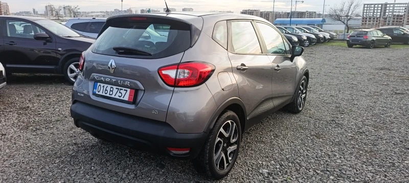 Renault Captur 1.5 * 164х.км * Италия * ТОП , снимка 3 - Автомобили и джипове - 52310523