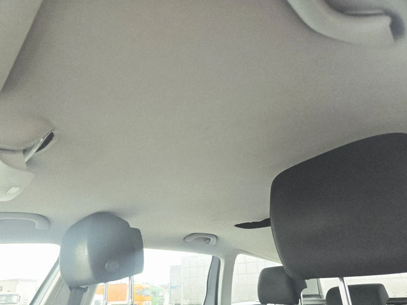 VW Passat 1.6tdi 77kw, снимка 11 - Автомобили и джипове - 52797519