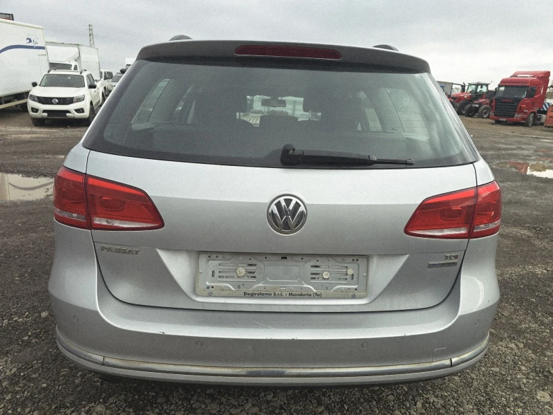 VW Passat 1.6tdi 77kw, снимка 3 - Автомобили и джипове - 52797519