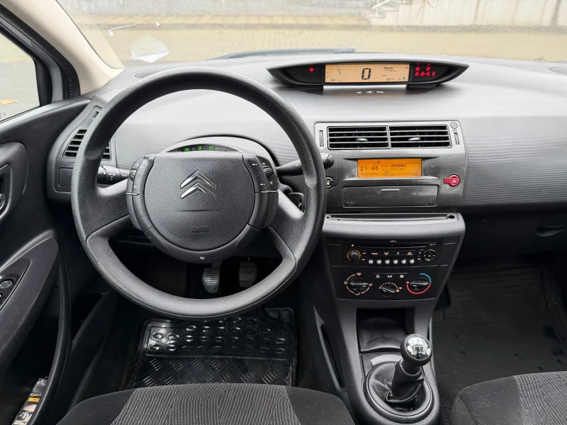 Citroen C4 1.6i, снимка 8 - Автомобили и джипове - 53227350