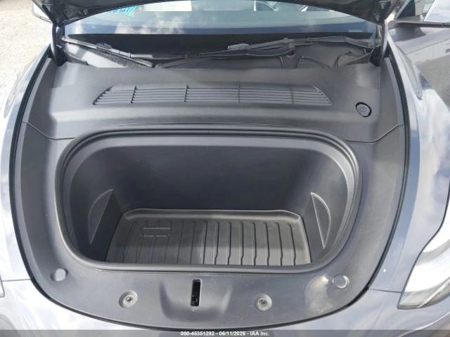 Tesla Model Y  Long Range Dual Motor AWD, снимка 10 - Автомобили и джипове - 54928985