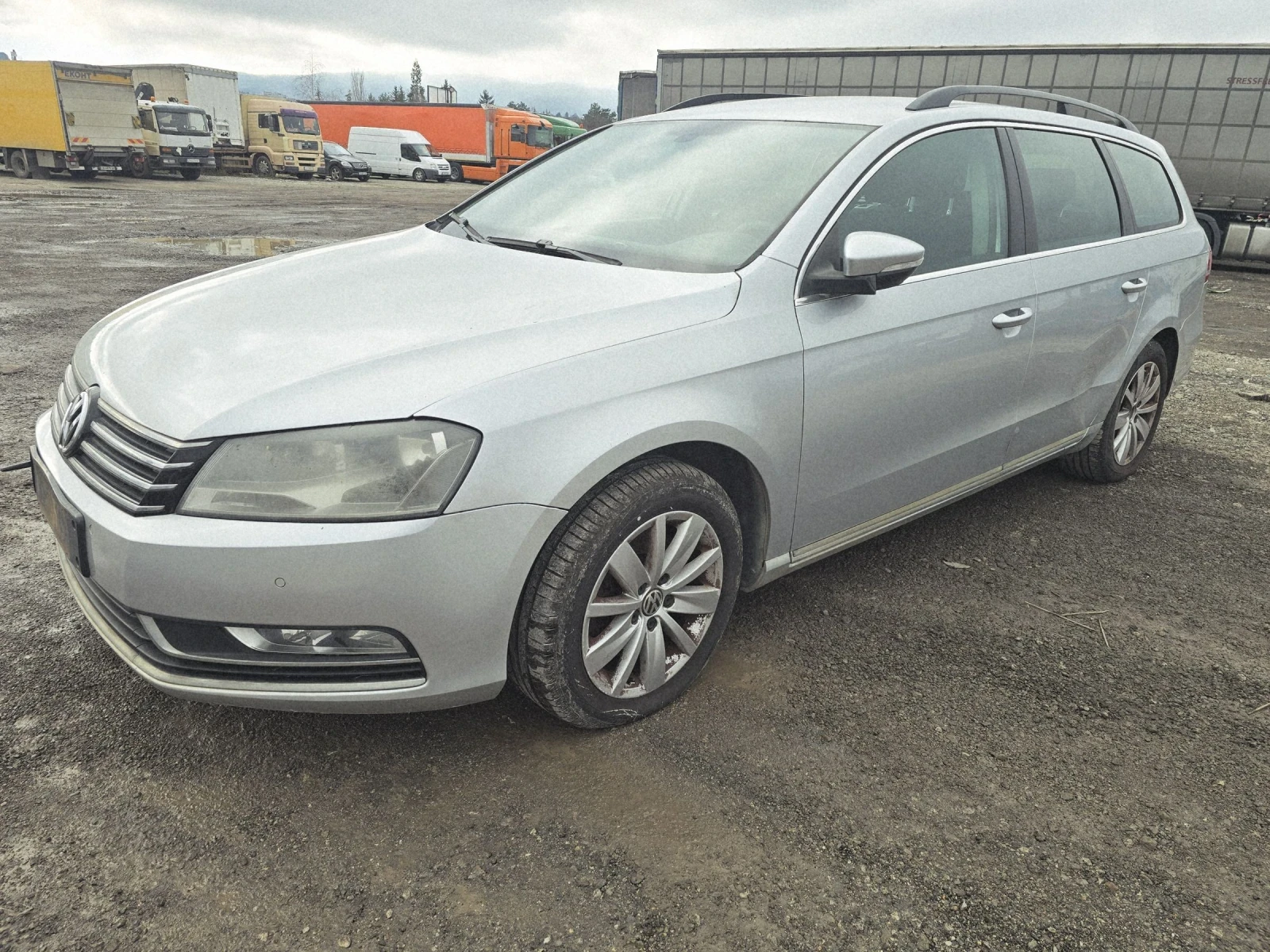 VW Passat 1.6tdi 77kw, снимка 1
