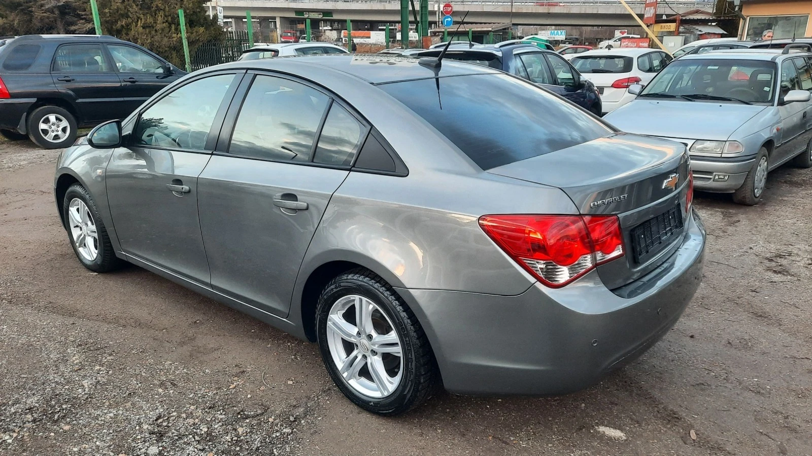 Chevrolet Cruze 1.6i ГАЗ НАВИ - изображение 4