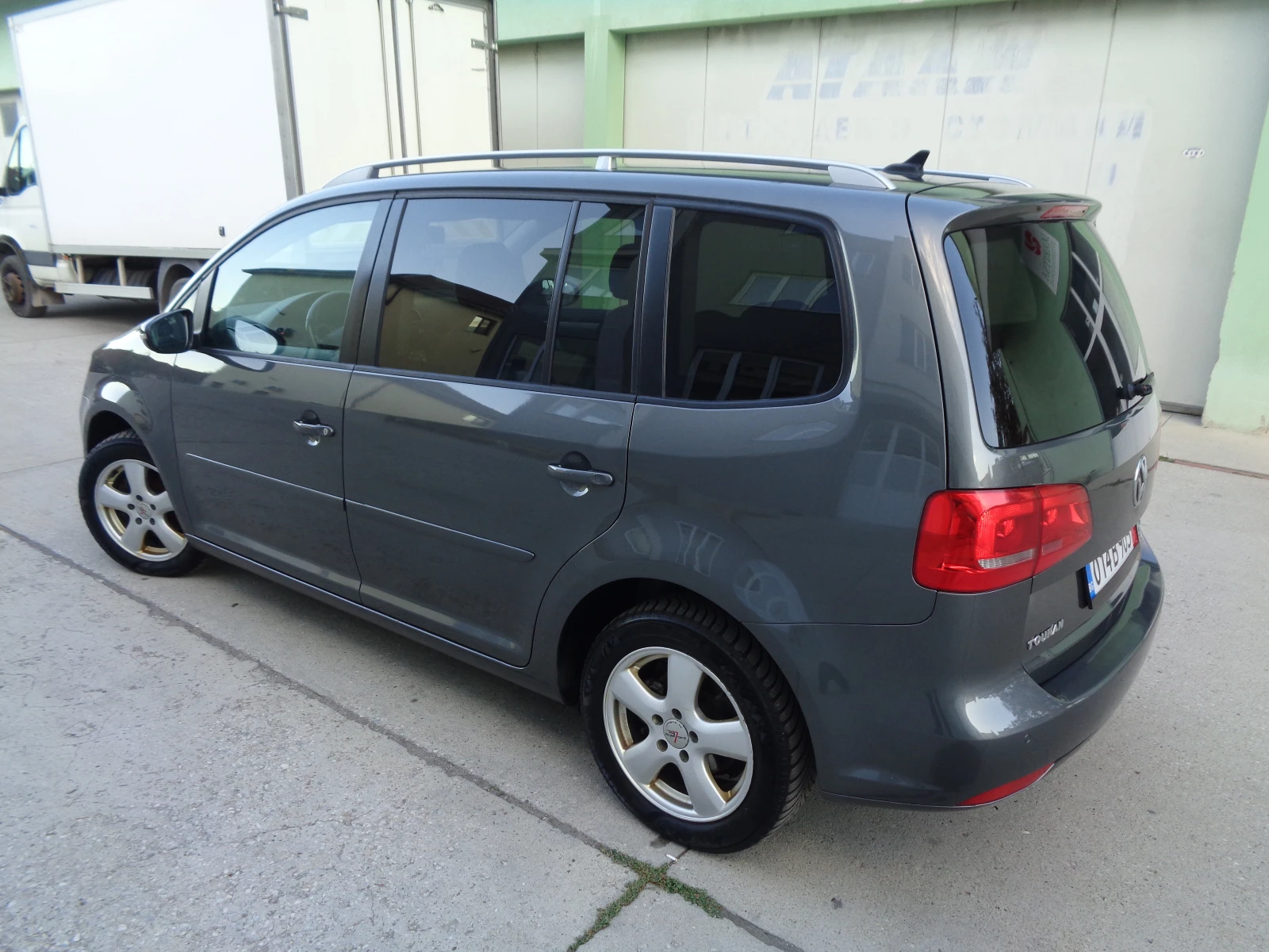 VW Touran 1.6TDI-НАВИ-ЛИЗИНГ - изображение 3