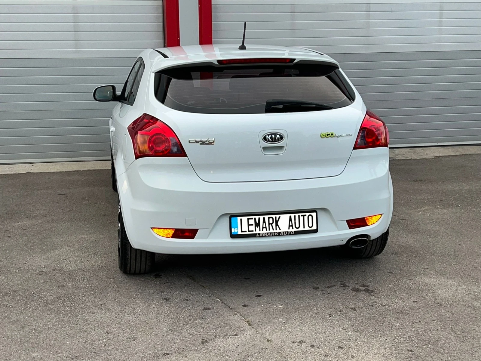 Kia Ceed 1.6CRDI ECO DYNAMIKS KLIMATIK 6-СКОРОСТИ ЛИЗИНГ!!! - изображение 9