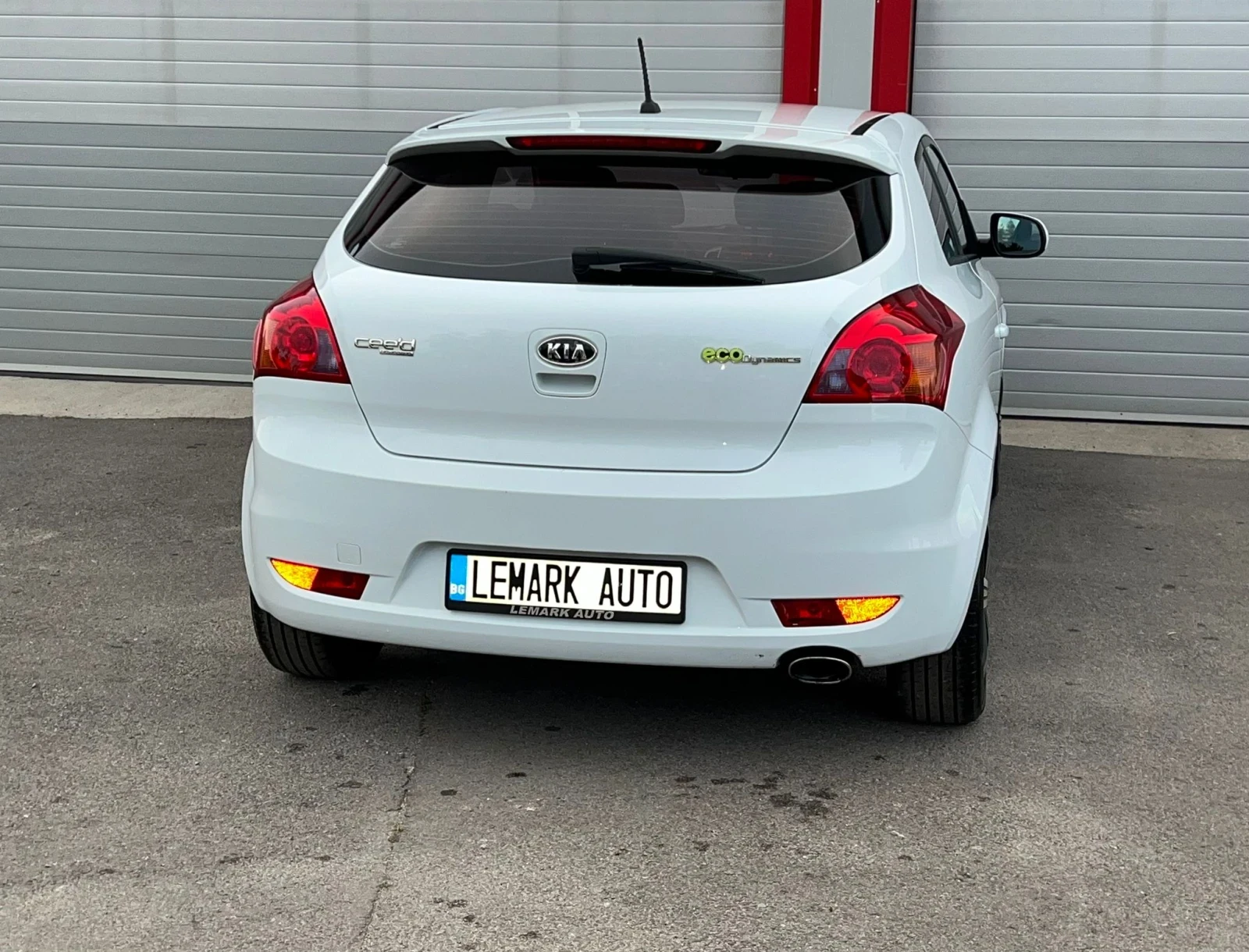 Kia Ceed 1.6CRDI ECO DYNAMIKS KLIMATIK 6-СКОРОСТИ ЛИЗИНГ!!! - изображение 8