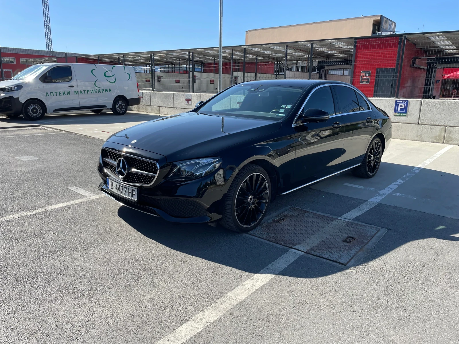 Mercedes-Benz E 220 Multibeam-LED, HEAD-UP_9G-Tronic - изображение 2