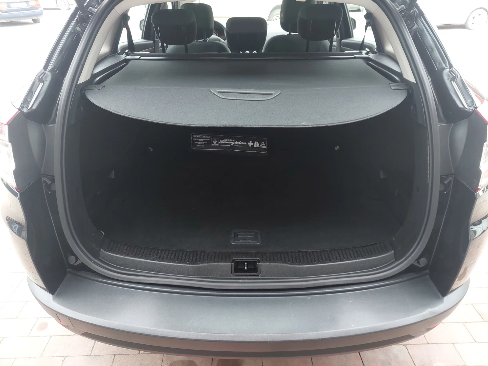 Renault Megane 1.5 dCi LIMITED Strat/Stop Euro-6 | Mobile.bg   17