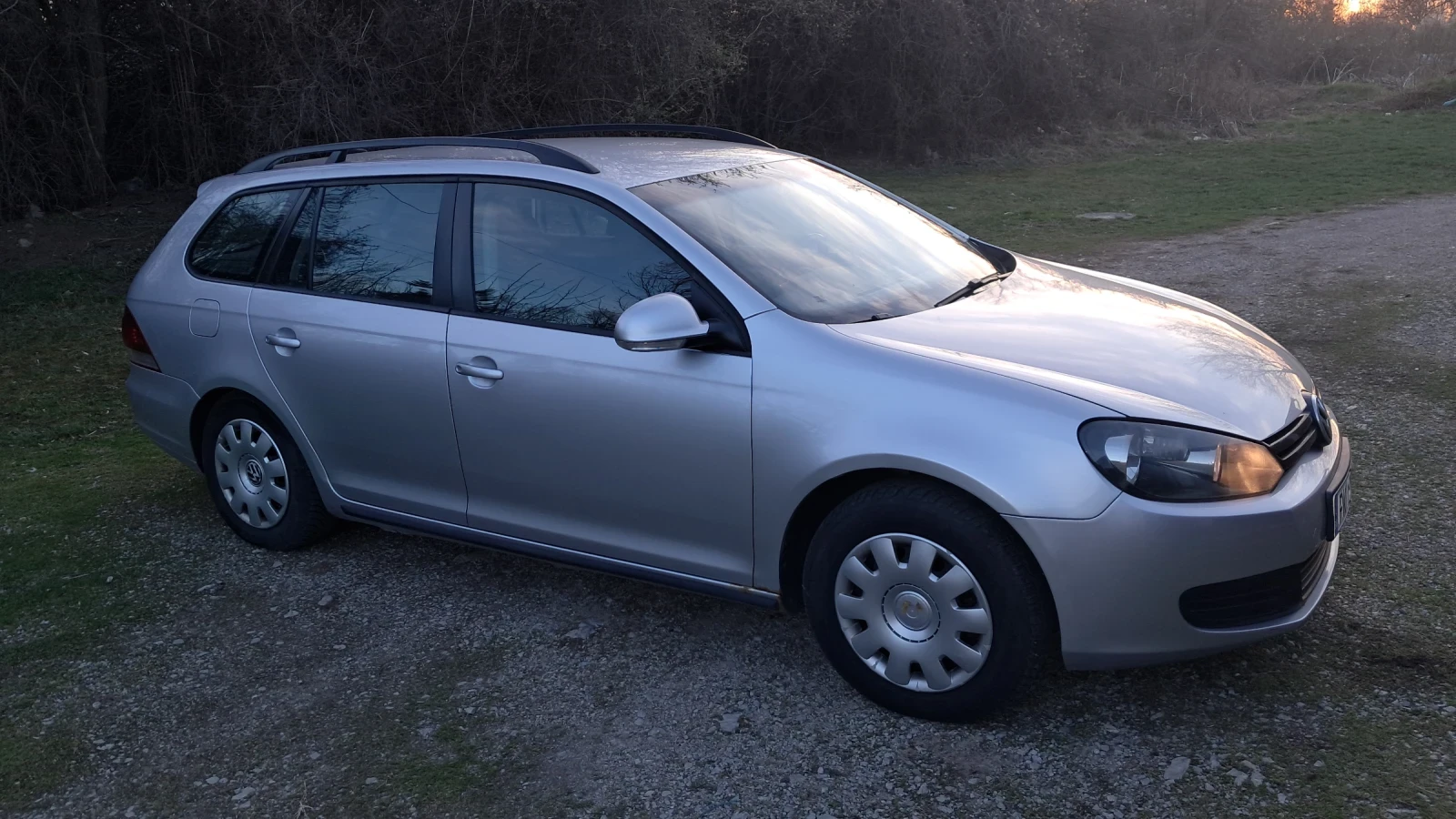 VW Golf Variant 1.6 tdl - изображение 4