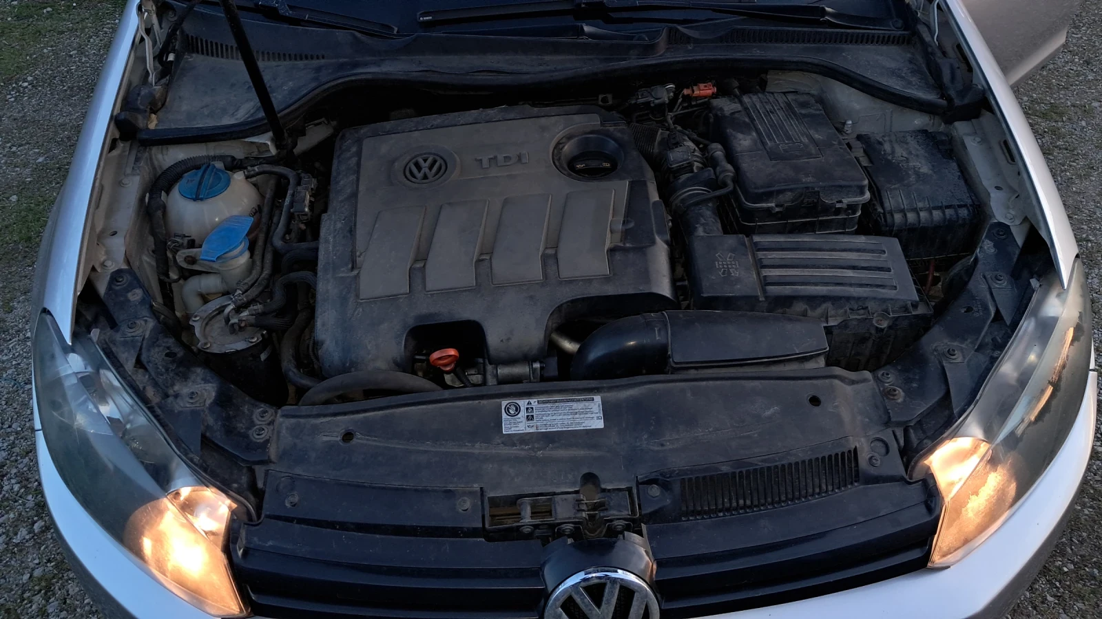 VW Golf Variant 1.6 tdl - изображение 7