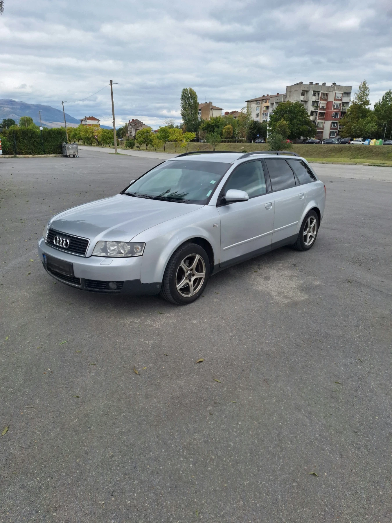 Audi A4 1.8 TURBO 4X4 - изображение 2