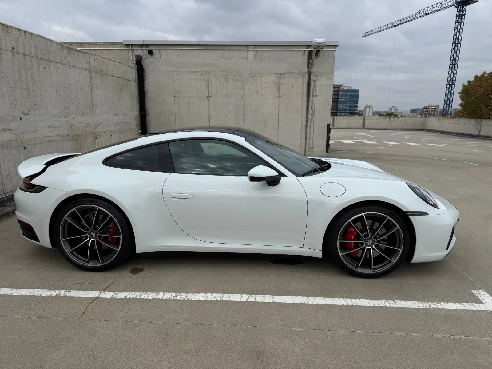 Porsche 911 Carrera 992 4S - изображение 4