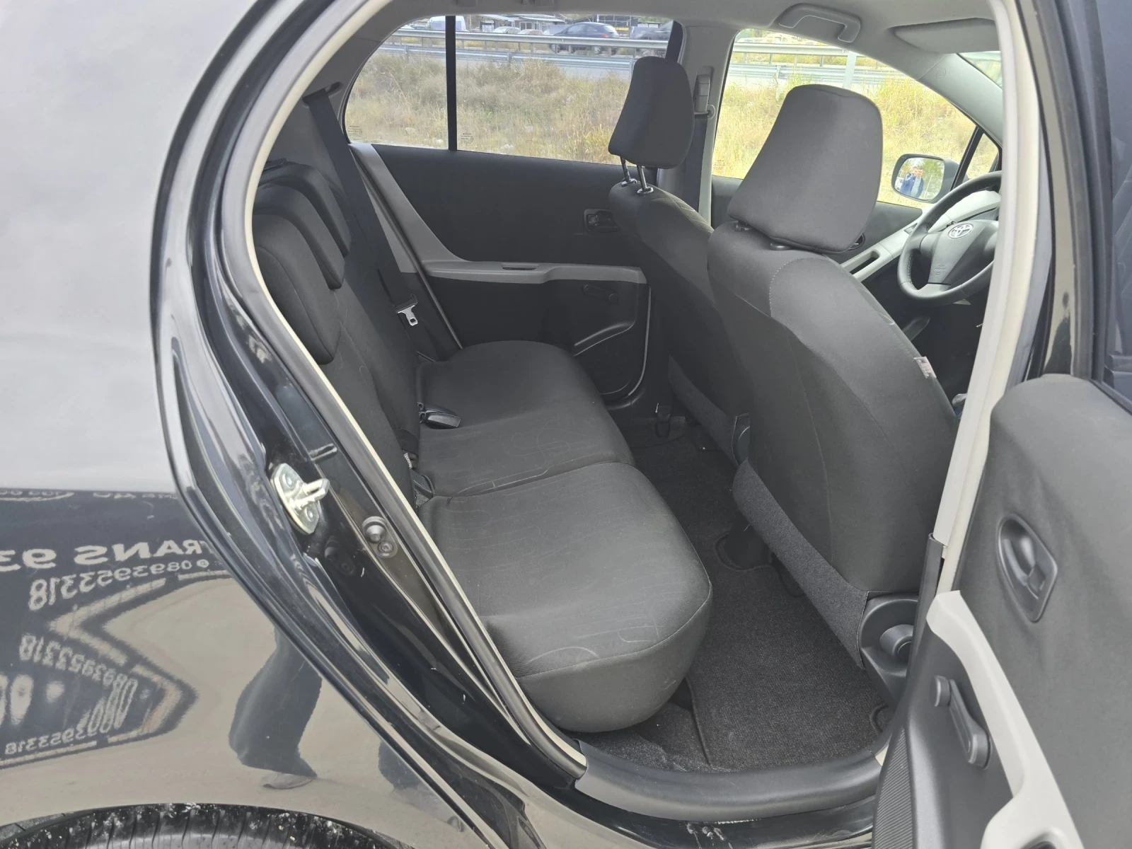 Toyota Yaris 1.3FACE/6СКОРОСТИ | Mobile.bg — изображение 11