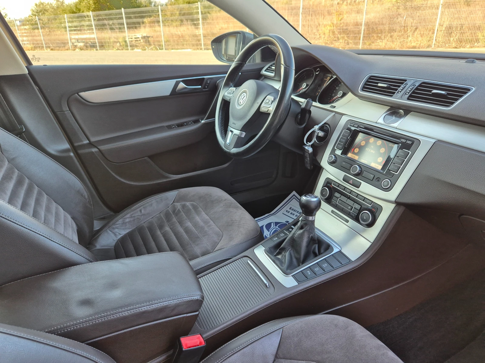 VW Passat 2.0TDI sedan | Mobile.bg — изображение 15
