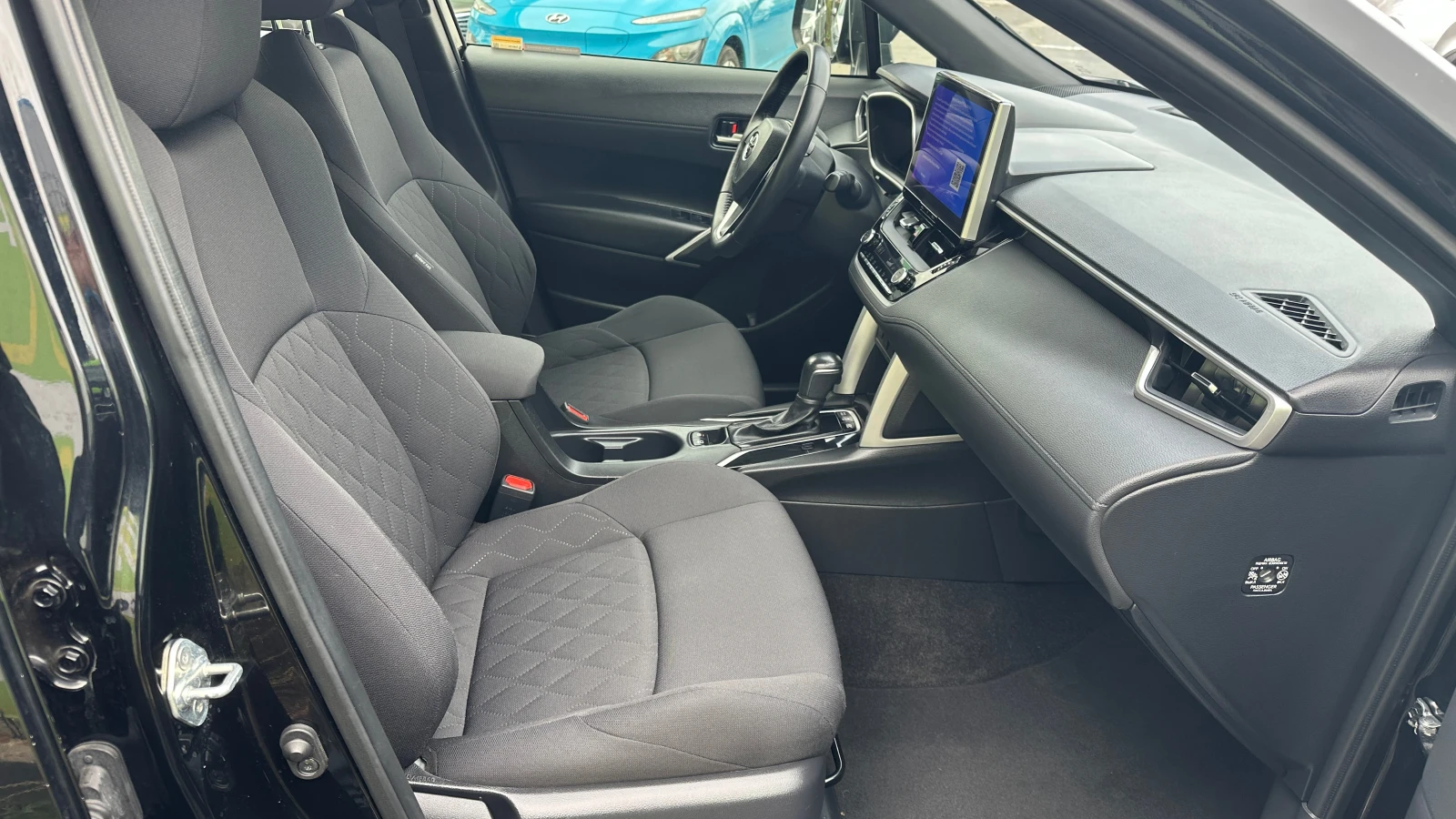 Toyota Corolla Cross 2.0 Hybrid,  | Mobile.bg   12