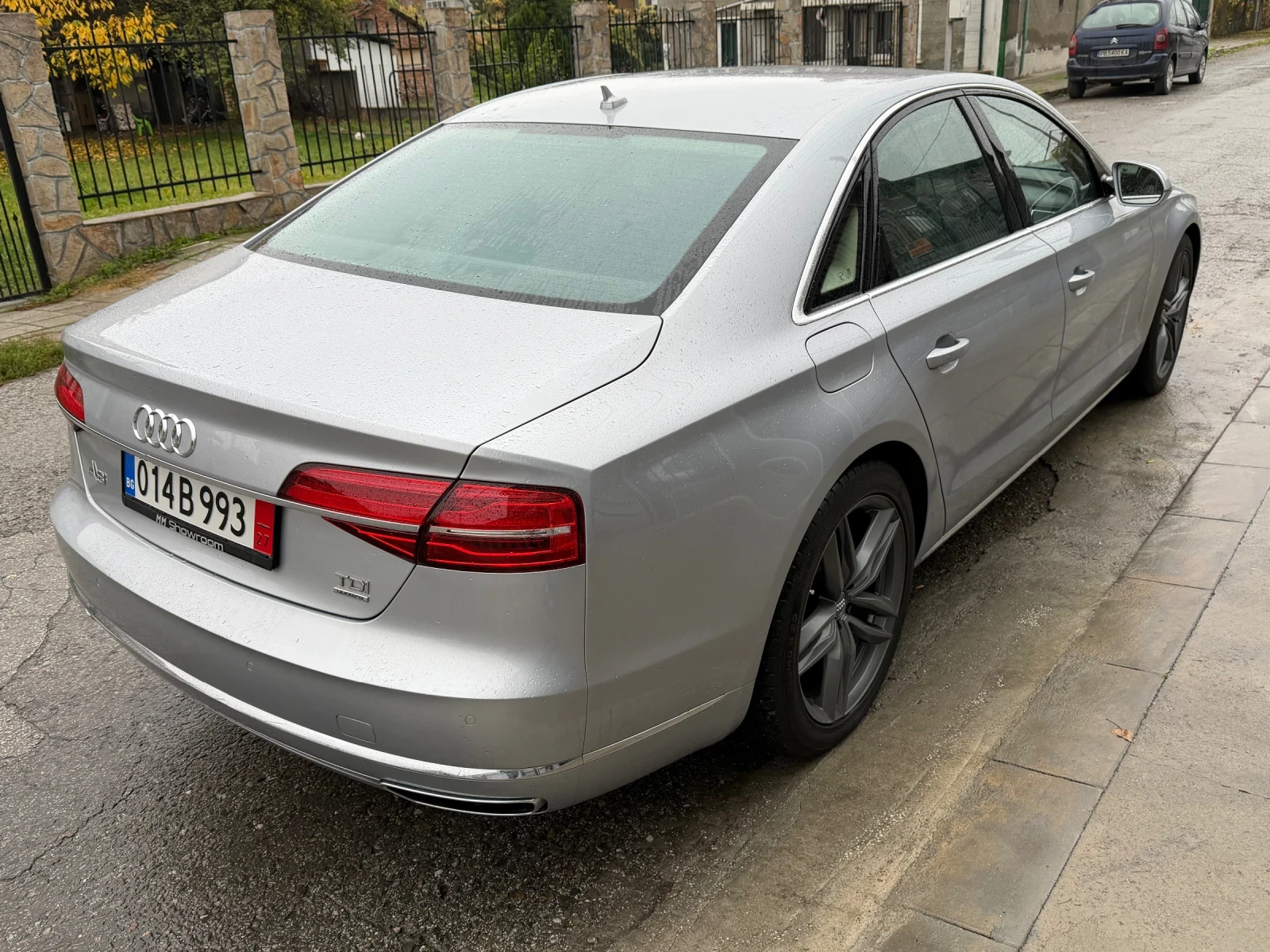 Audi A8 | Mobile.bg   4