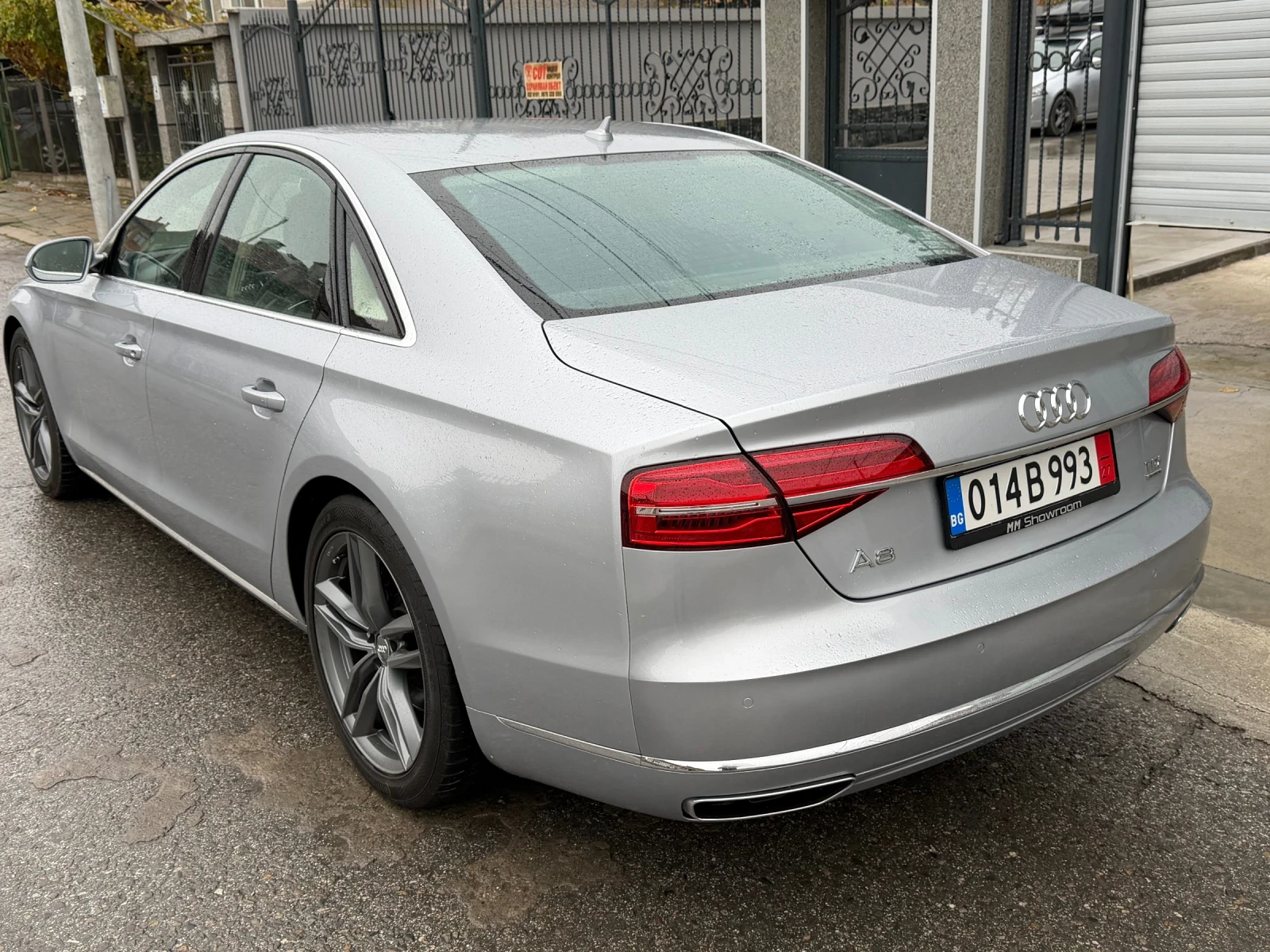 Audi A8 | Mobile.bg   3