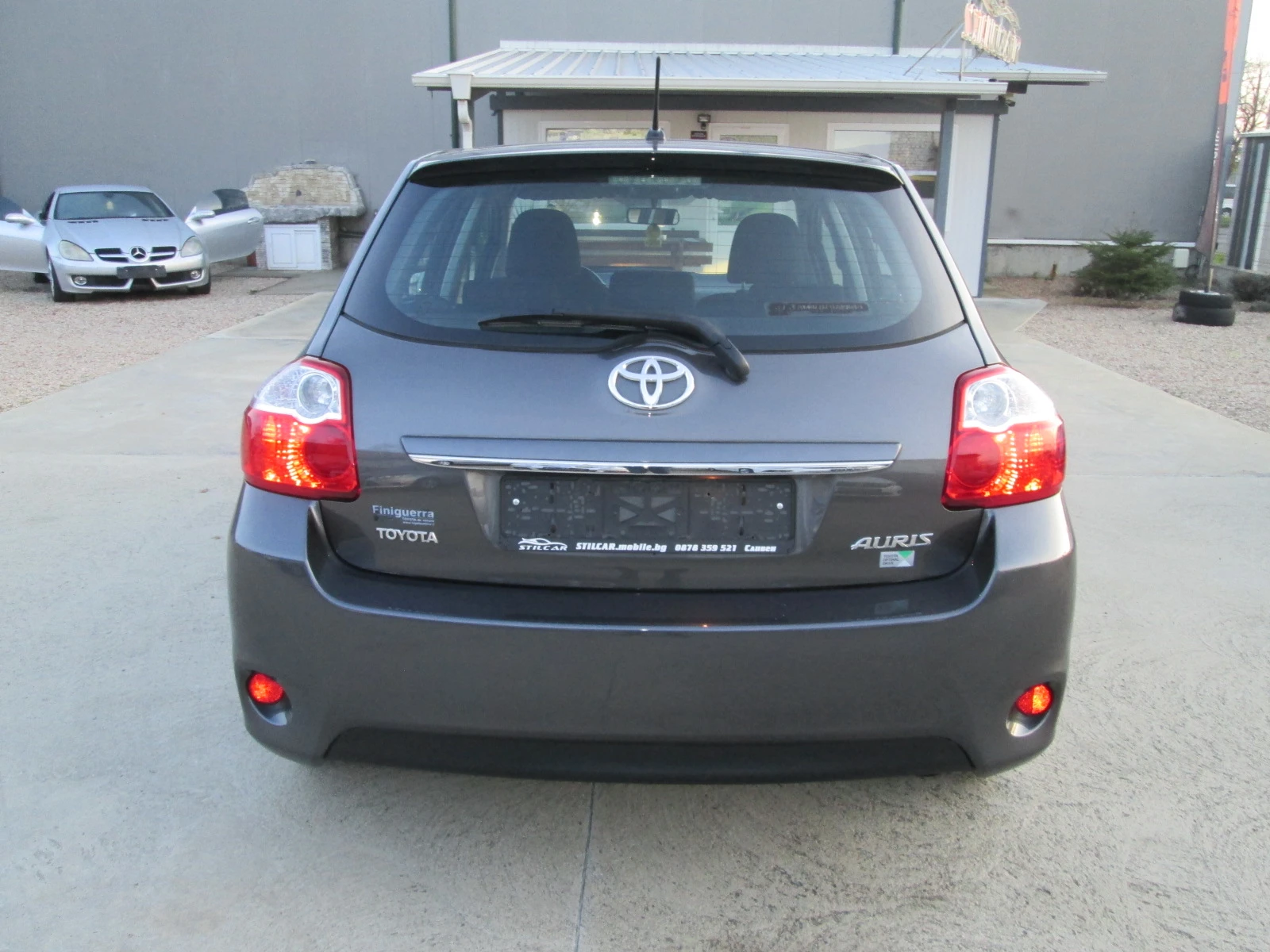 Toyota Auris 2.0d4d Facelift-Сервизна история-НОВА!!! - изображение 5