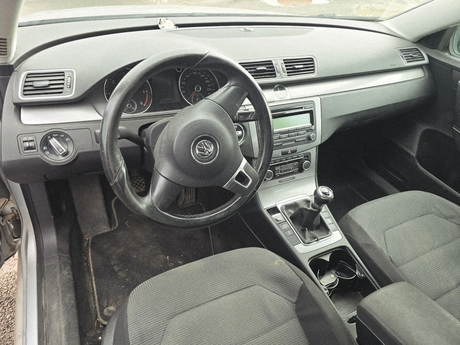 VW Passat 1.6tdi 77kw - изображение 7