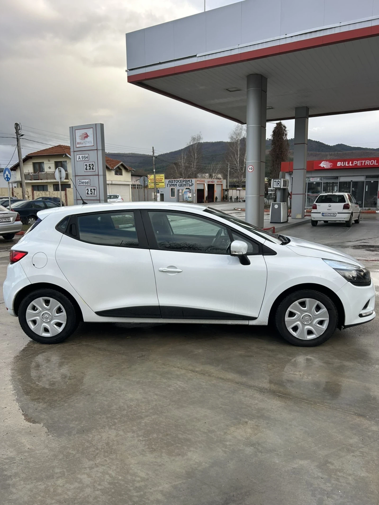 Renault Clio 0.90 TCE  LPG EURO6b - изображение 7