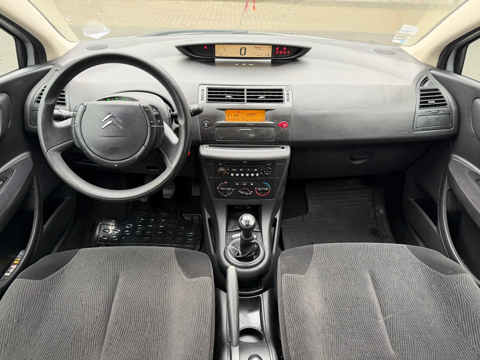 Citroen C4 1.6i - изображение 7