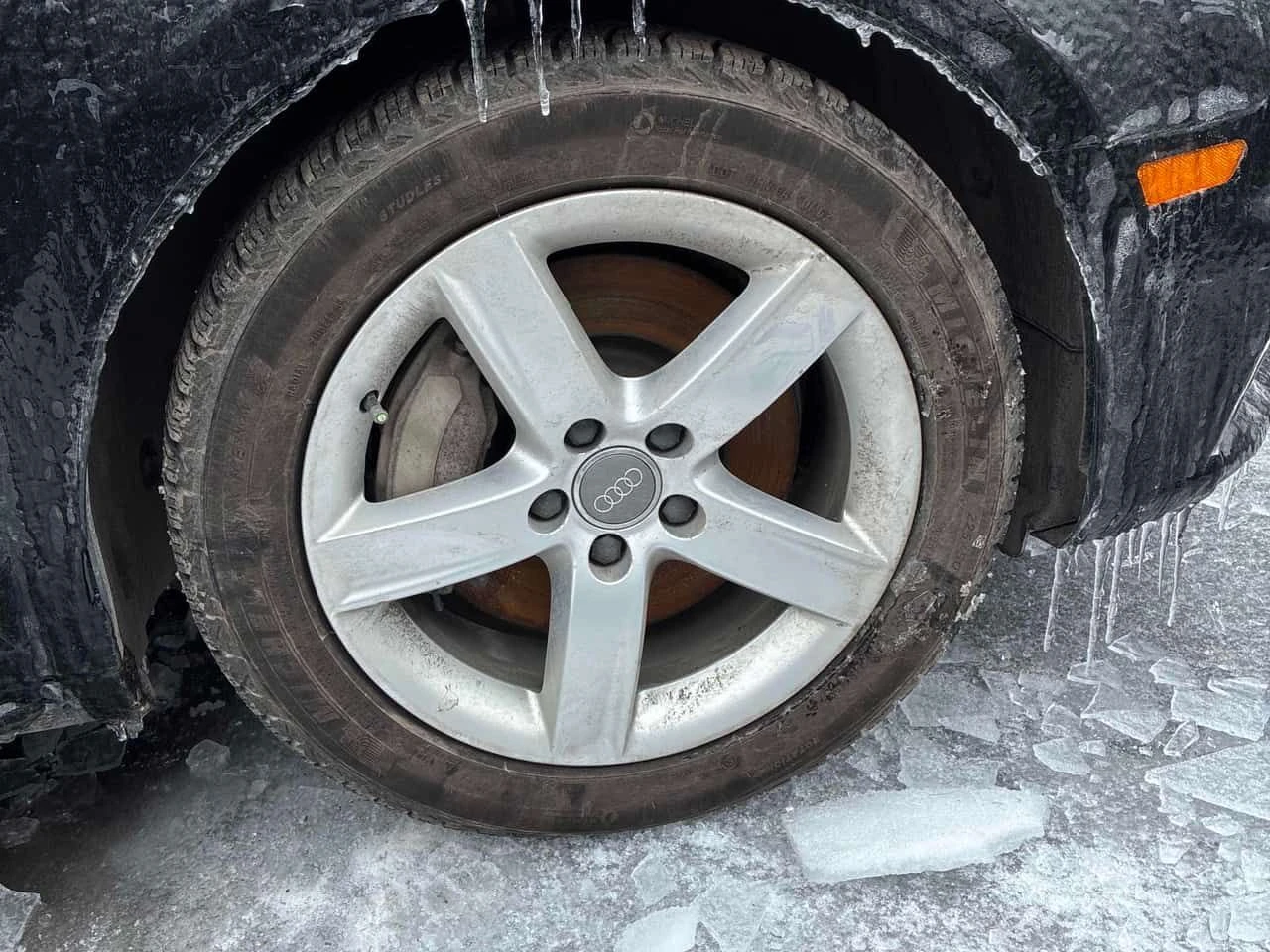 Audi A4 * Komfort * CARFAX * КЛИП НА МОТОРА, снимка 6 - Автомобили и джипове - 53840028