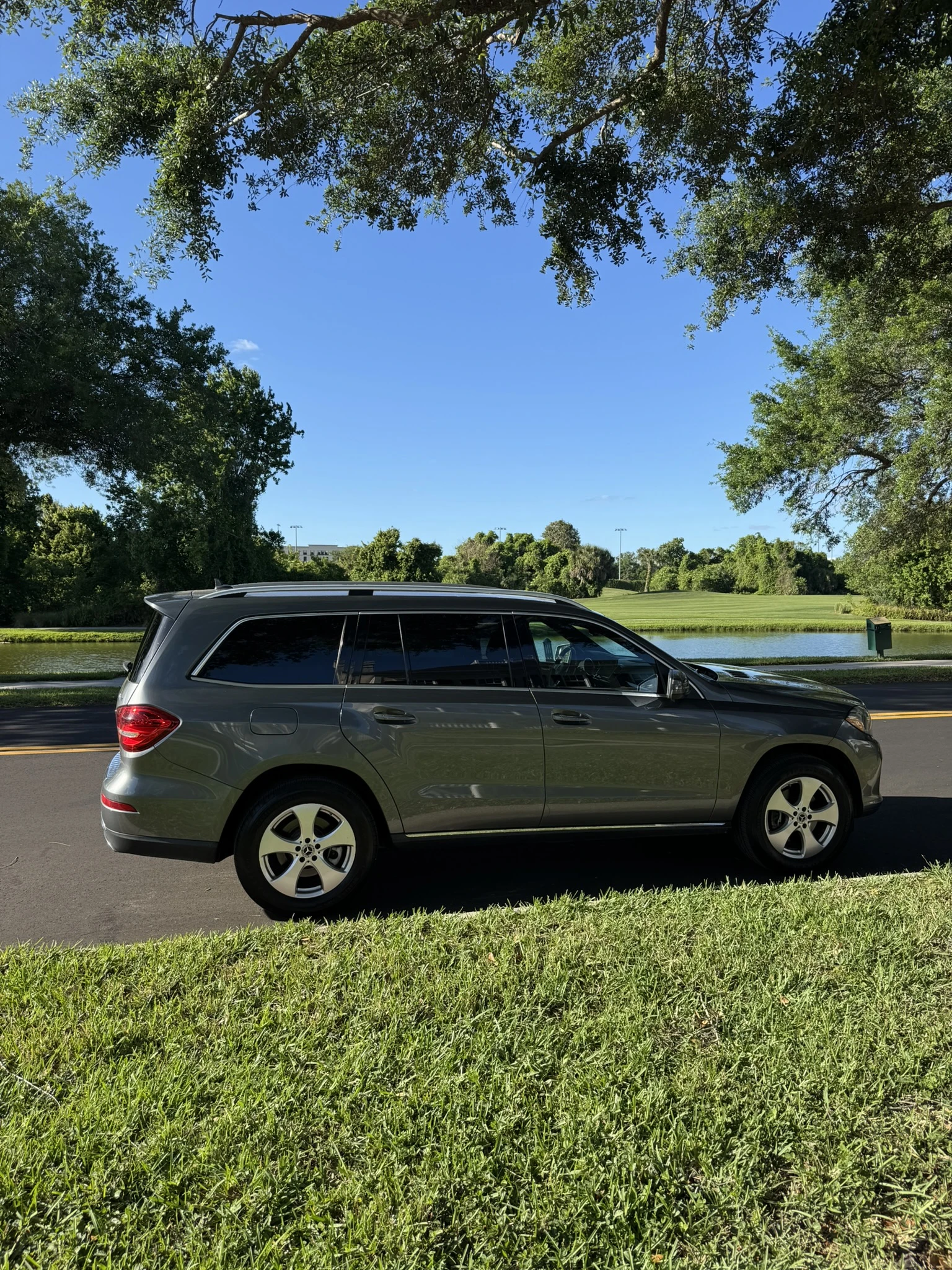 Mercedes-Benz GLS 450, снимка 4 - Автомобили и джипове - 54170040