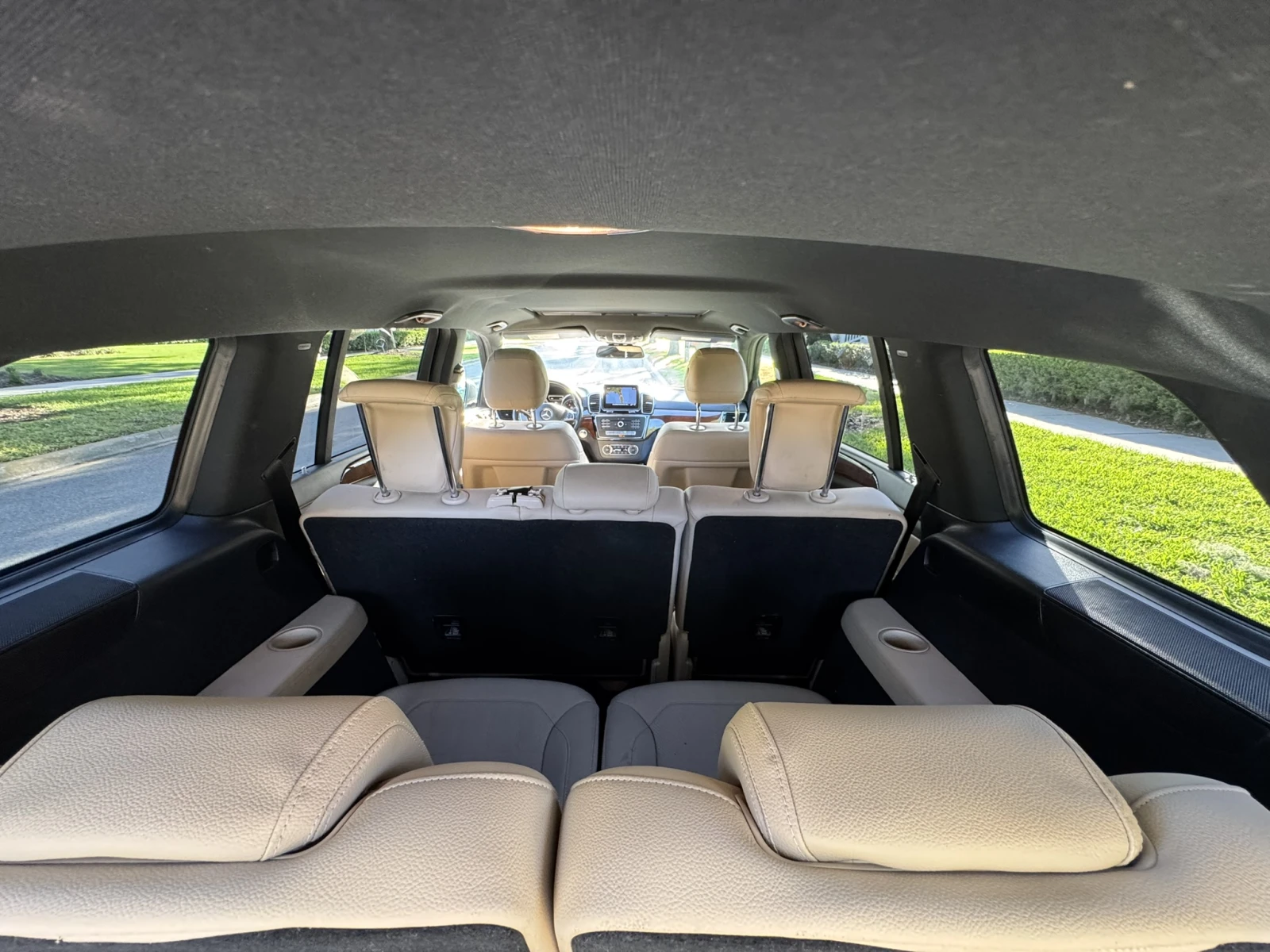 Mercedes-Benz GLS 450, снимка 16 - Автомобили и джипове - 54170040