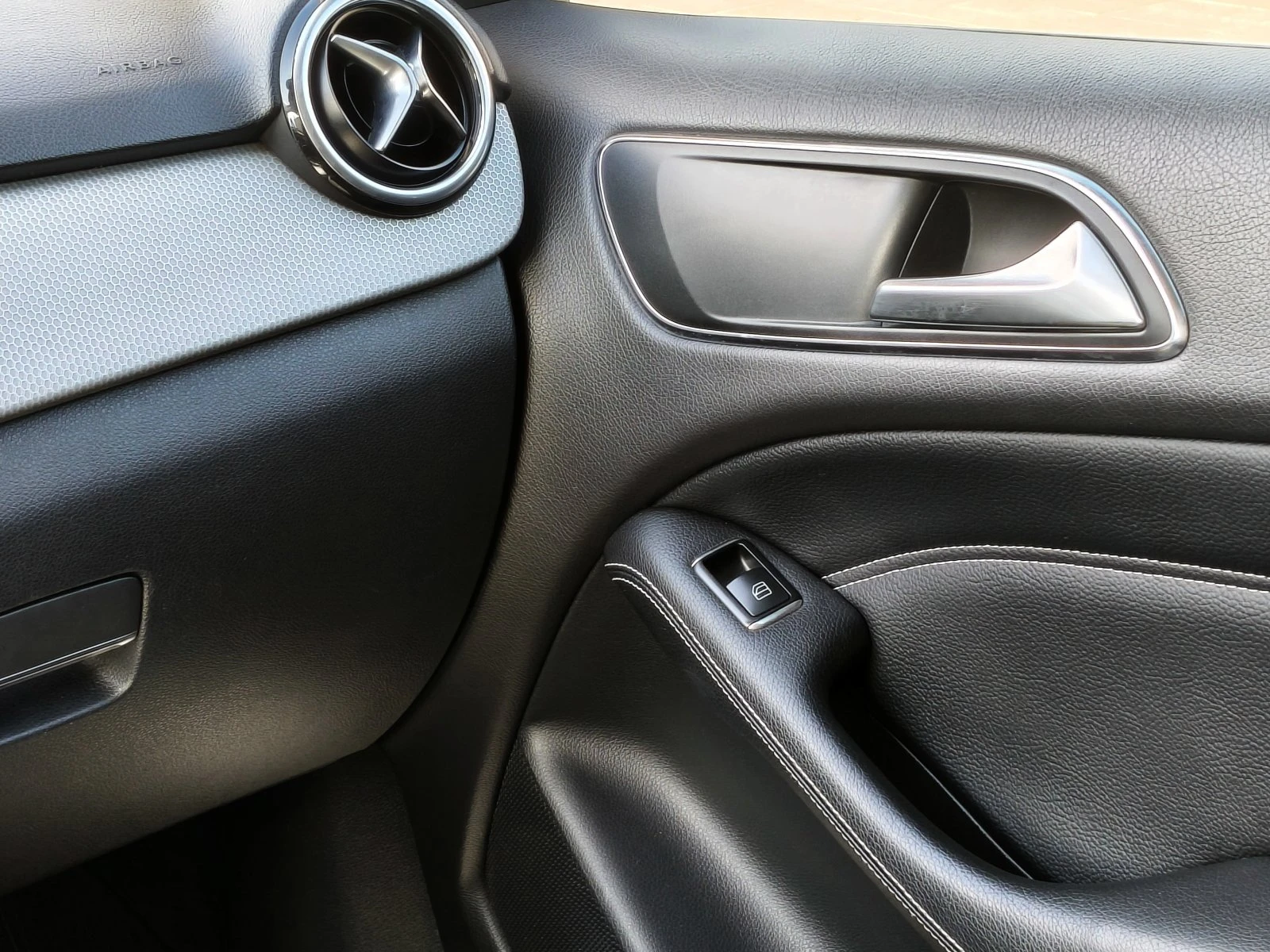 Mercedes-Benz B 180 CDI Premium Face, снимка 10 - Автомобили и джипове - 54180992