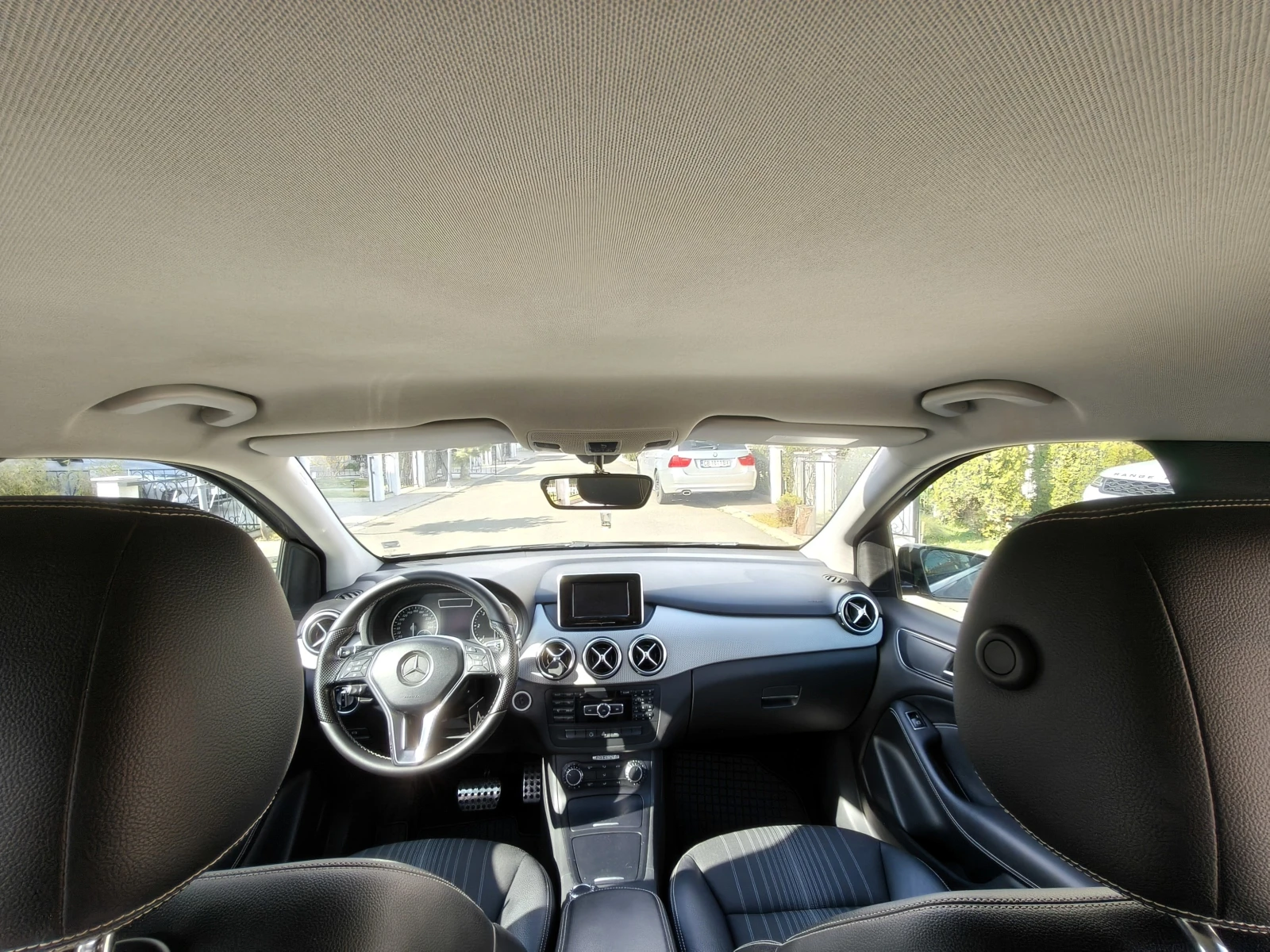 Mercedes-Benz B 180 CDI Premium Face, снимка 12 - Автомобили и джипове - 54180992