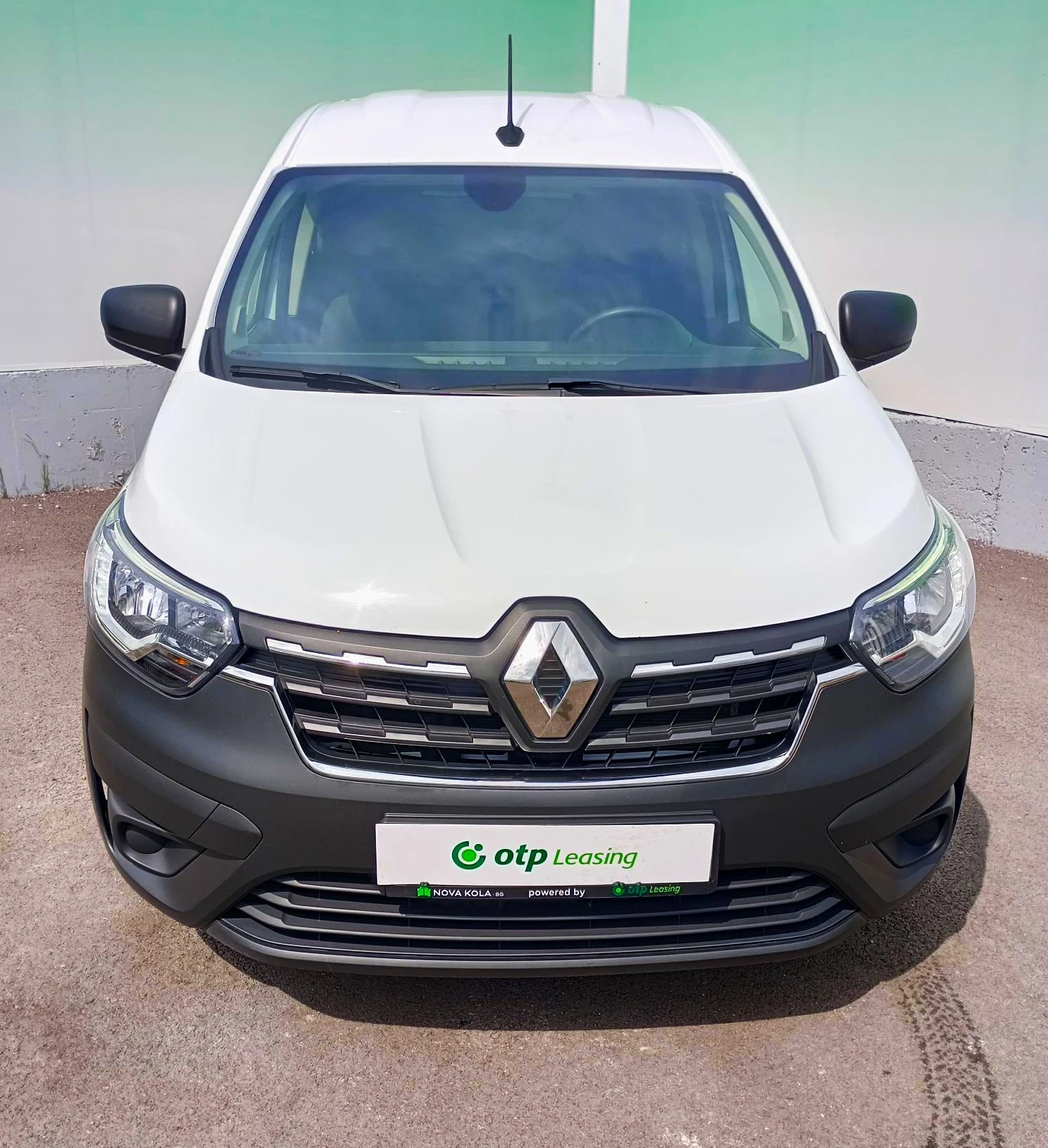 Renault Express, снимка 2 - Автомобили и джипове - 54518495