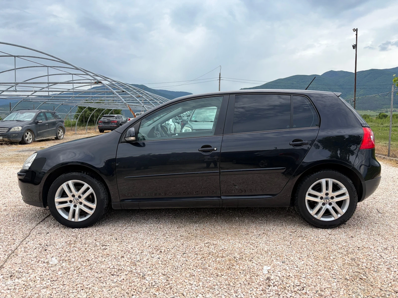 VW Golf, снимка 2 - Автомобили и джипове - 54609314