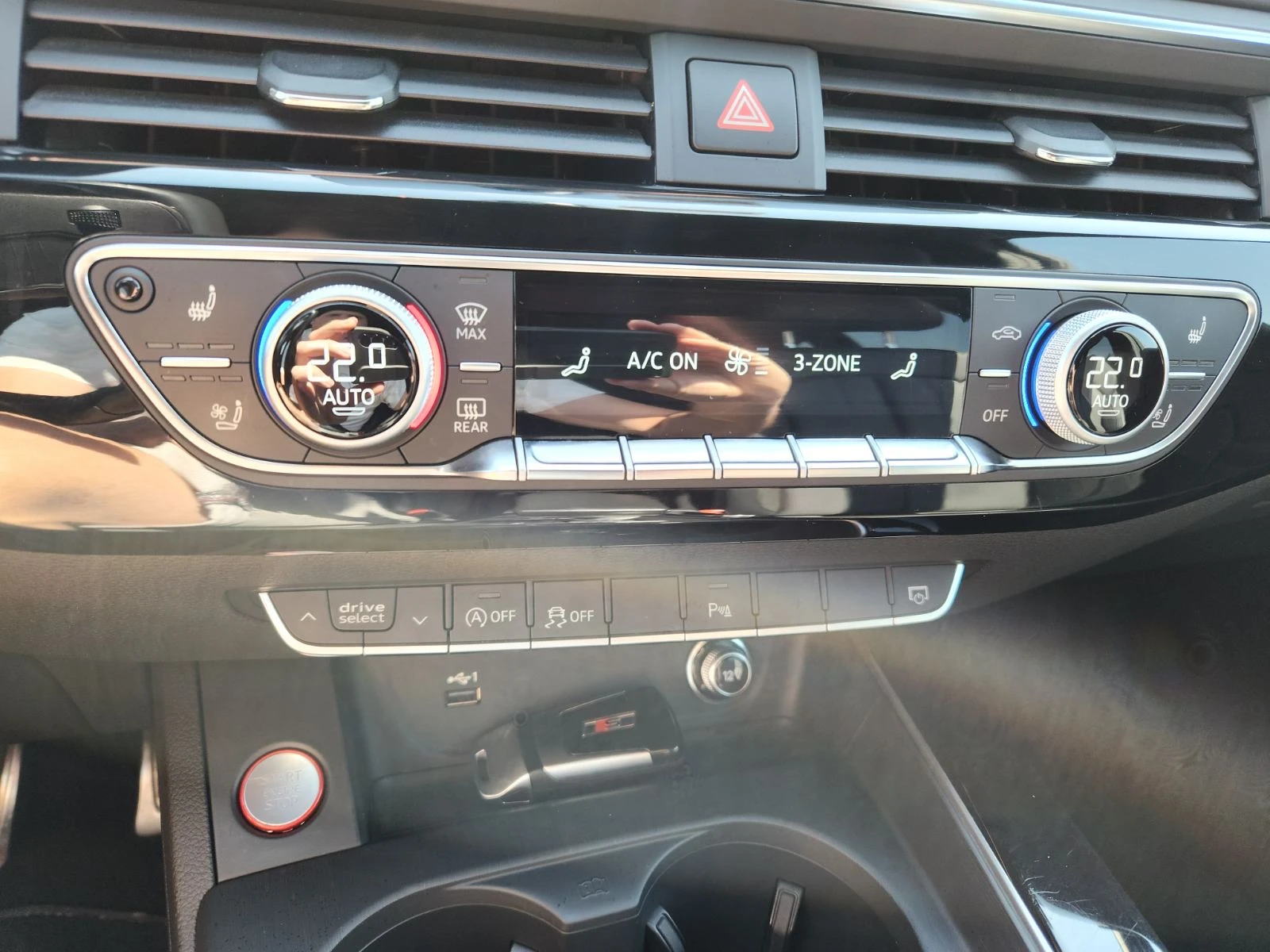 Audi S4 3.0 TFSI V6 Quattro , снимка 9 - Автомобили и джипове - 54681544