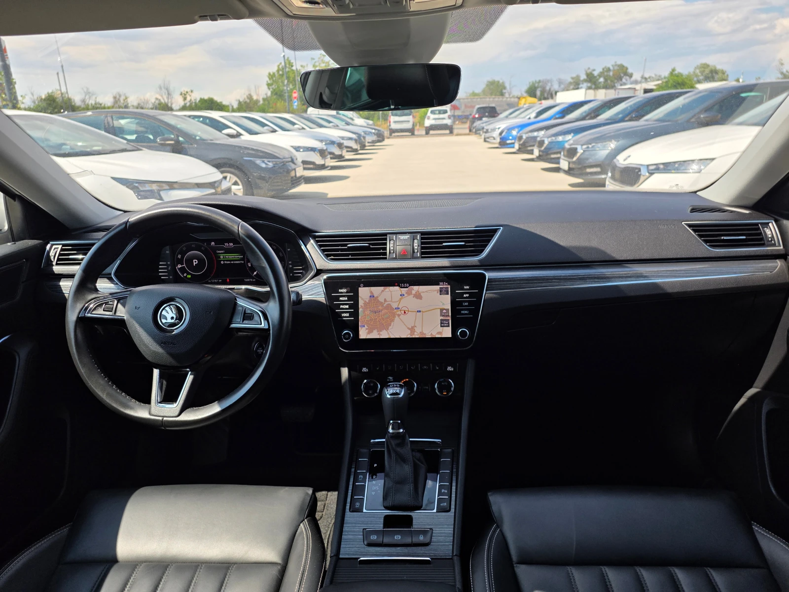 Skoda Superb С-Гаранция-А/Т -190кс, снимка 15 - Автомобили и джипове - 55222539