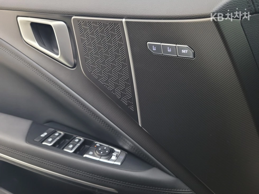 Kia K8 2.5 PREMIUM LUXURY HEAD UP 360CAM MAСАЖИ FULL, снимка 16 - Автомобили и джипове - 55530624