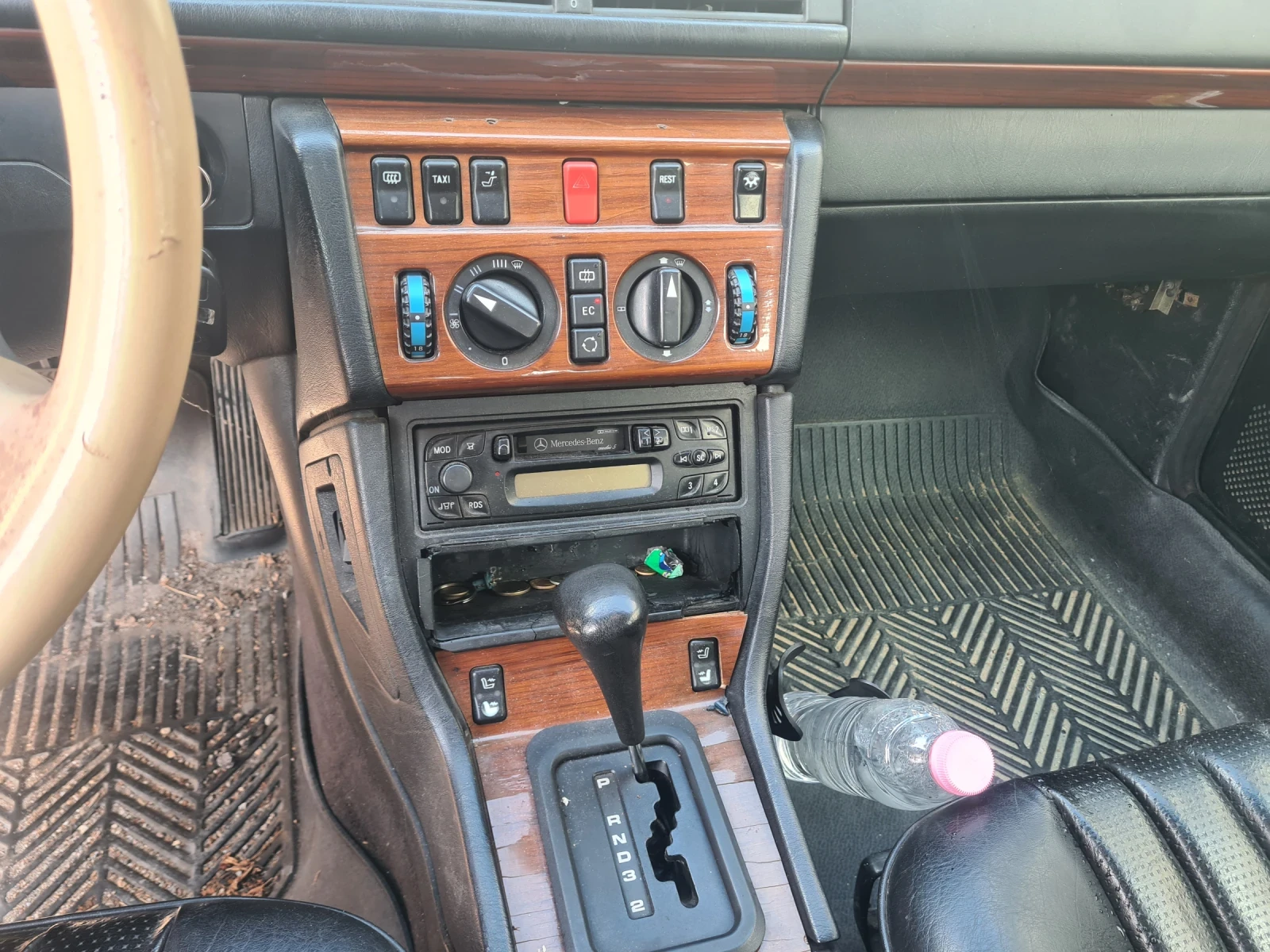 Mercedes-Benz 124, снимка 7 - Автомобили и джипове - 55673620