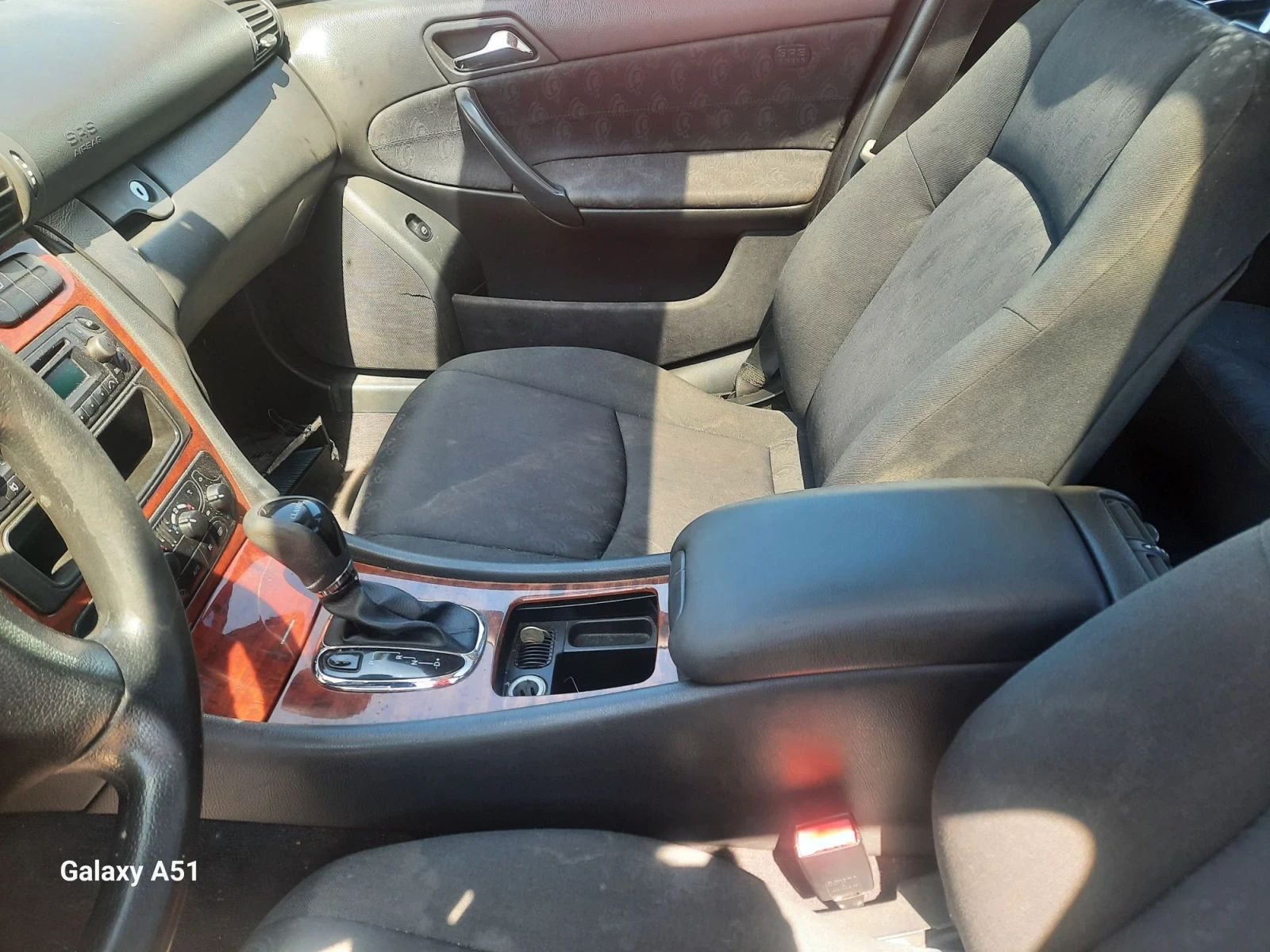 Mercedes-Benz C 220 2.2CDI, 143кс. Автомат , снимка 6 - Автомобили и джипове - 55694632