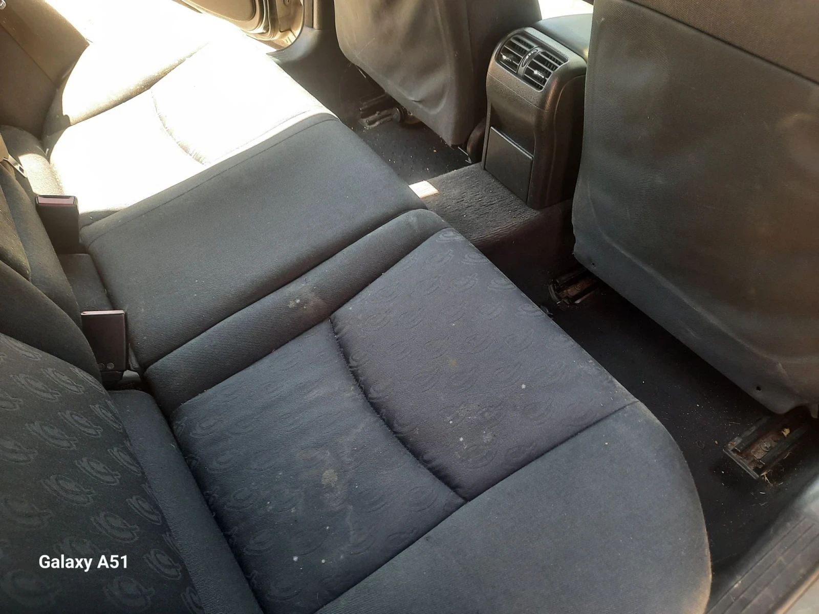 Mercedes-Benz C 220 2.2CDI, 143кс. Автомат , снимка 10 - Автомобили и джипове - 55694632
